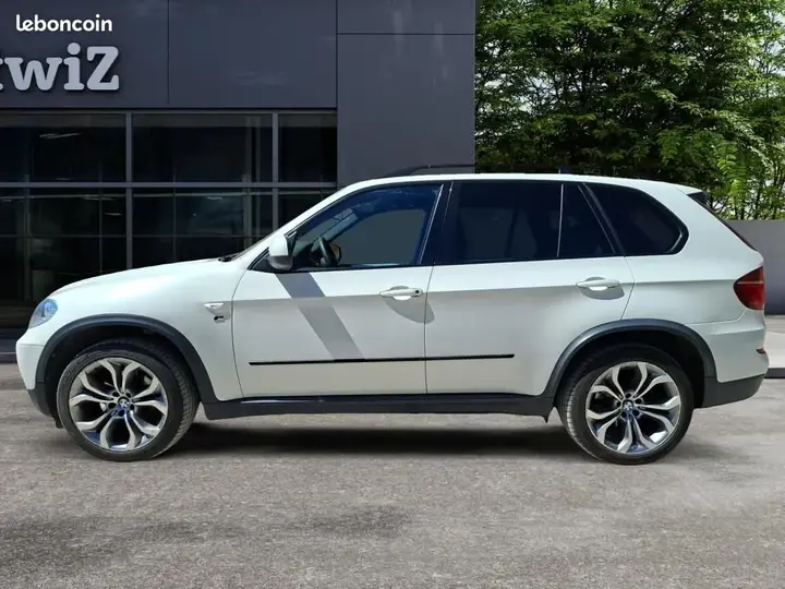 BMW X5 2011 photo 2