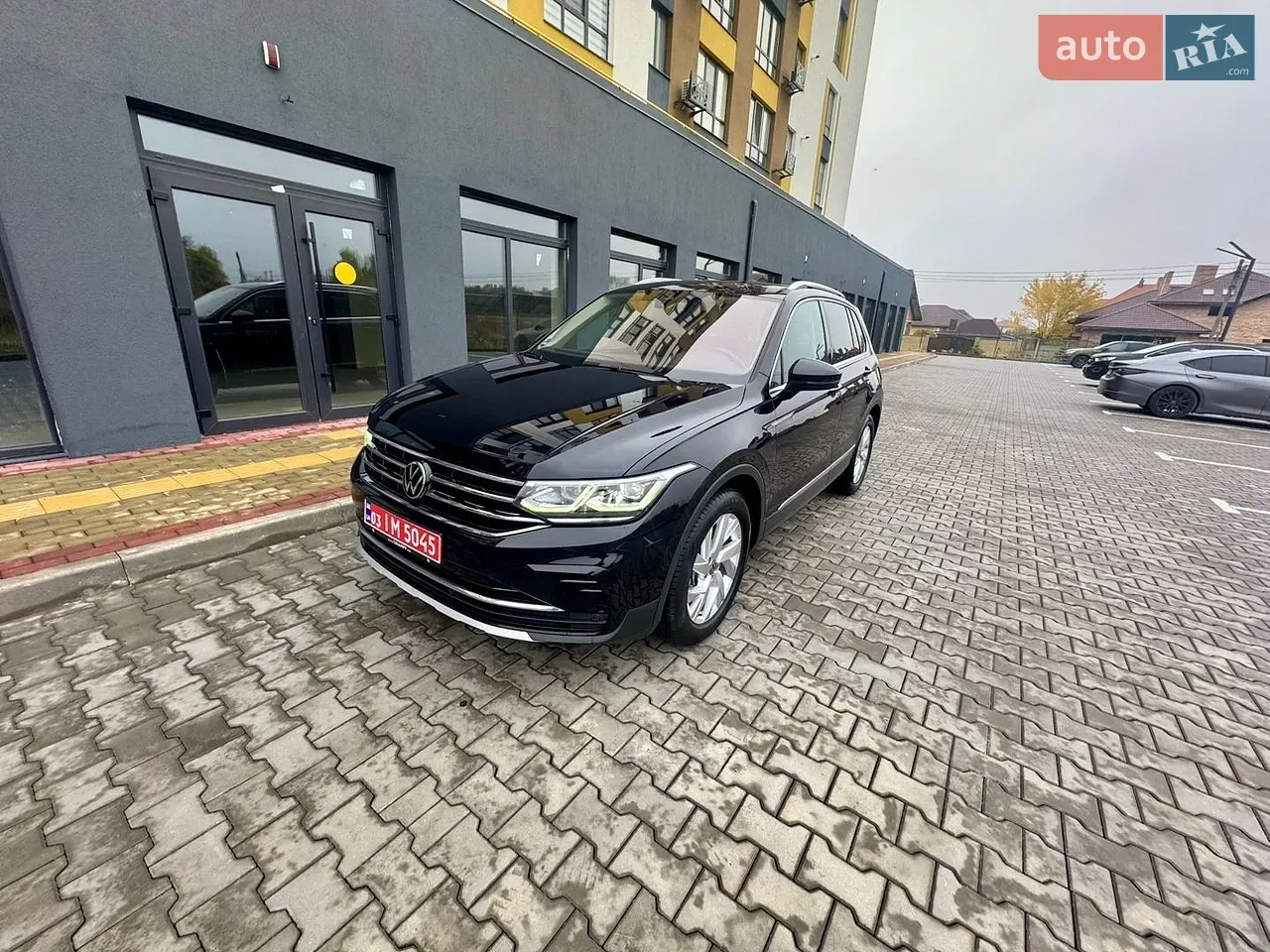 Volkswagen Tiguan 2022 photo 2