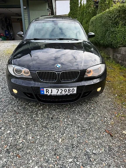 BMW 118D 2007 photo 2