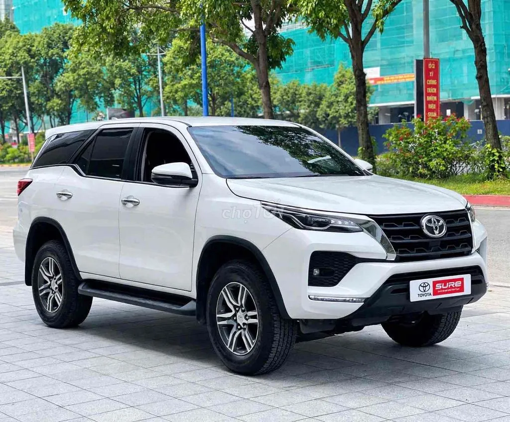 Toyota Fortuner 2024 photo 2