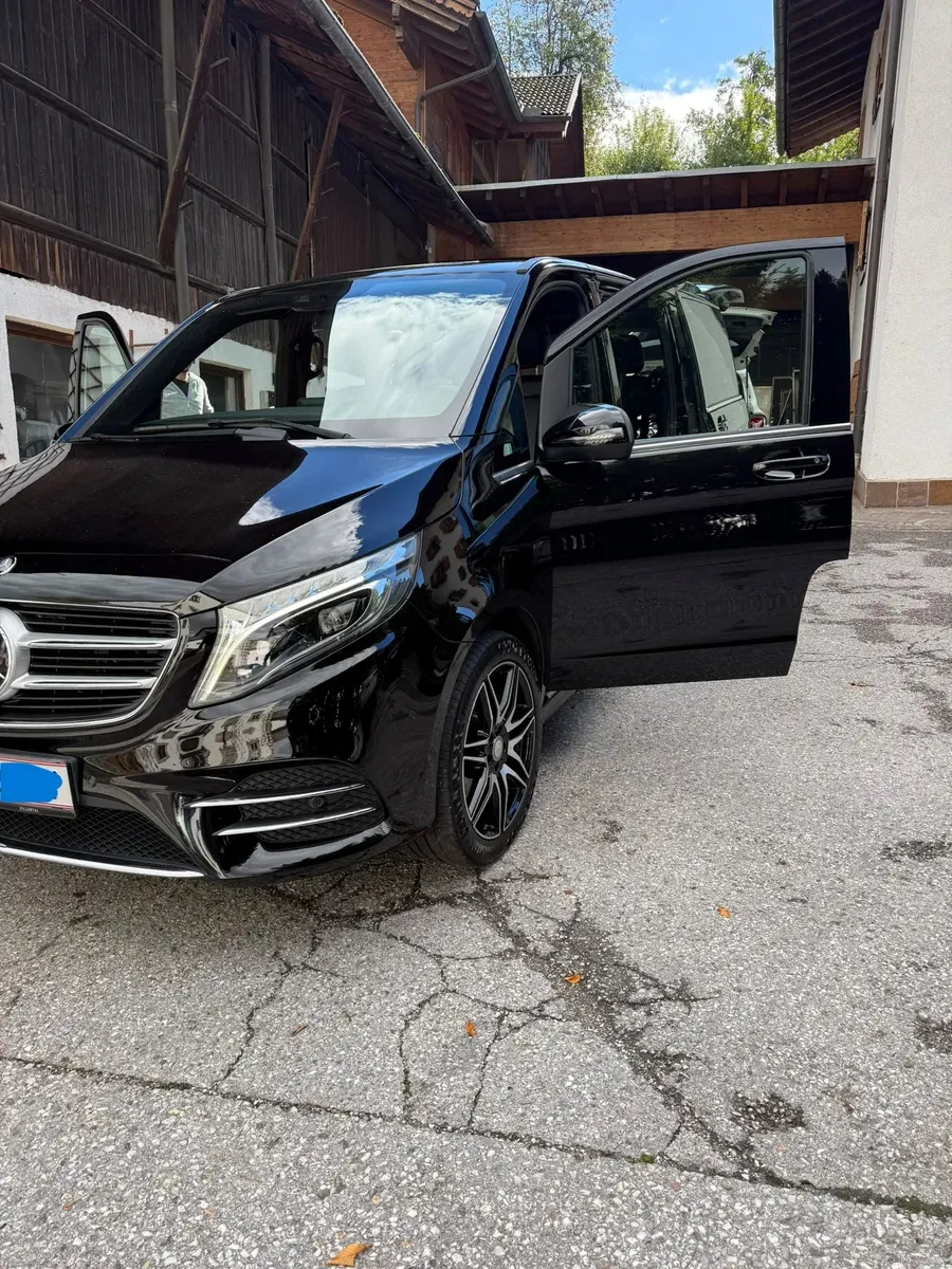 Mercedes-Benz Vklasse 2016 photo 2