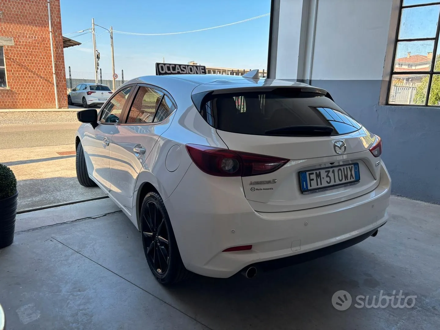 Mazda Mazda3 2018 photo 5