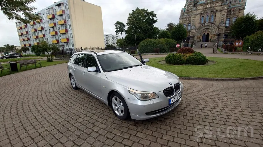 BMW 525 2008 photo 4