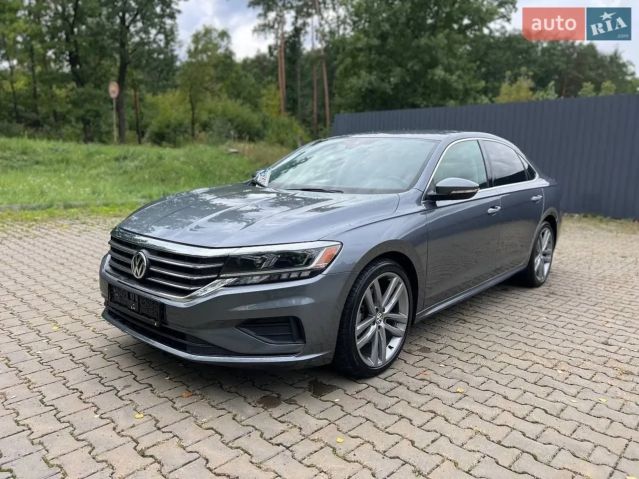 Volkswagen Passat 2019 photo 3