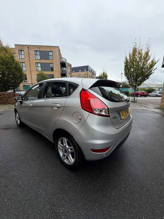 Ford Fiesta 2013 photo 3