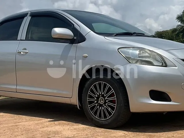 Toyota Belta 2007 photo 4