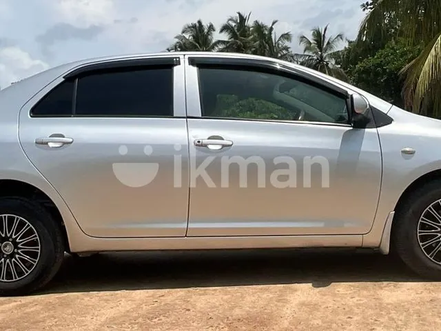 Toyota Belta 2007 photo 3