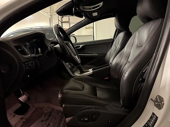 Volvo V60 2018 photo 4