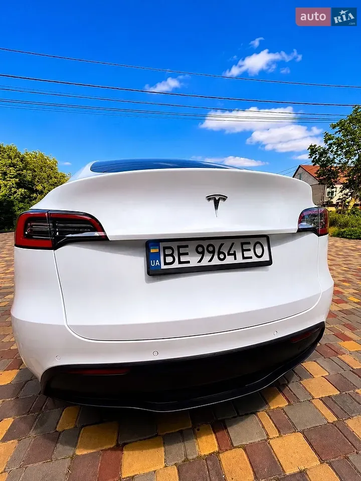 Tesla Model Y 2021 photo 4