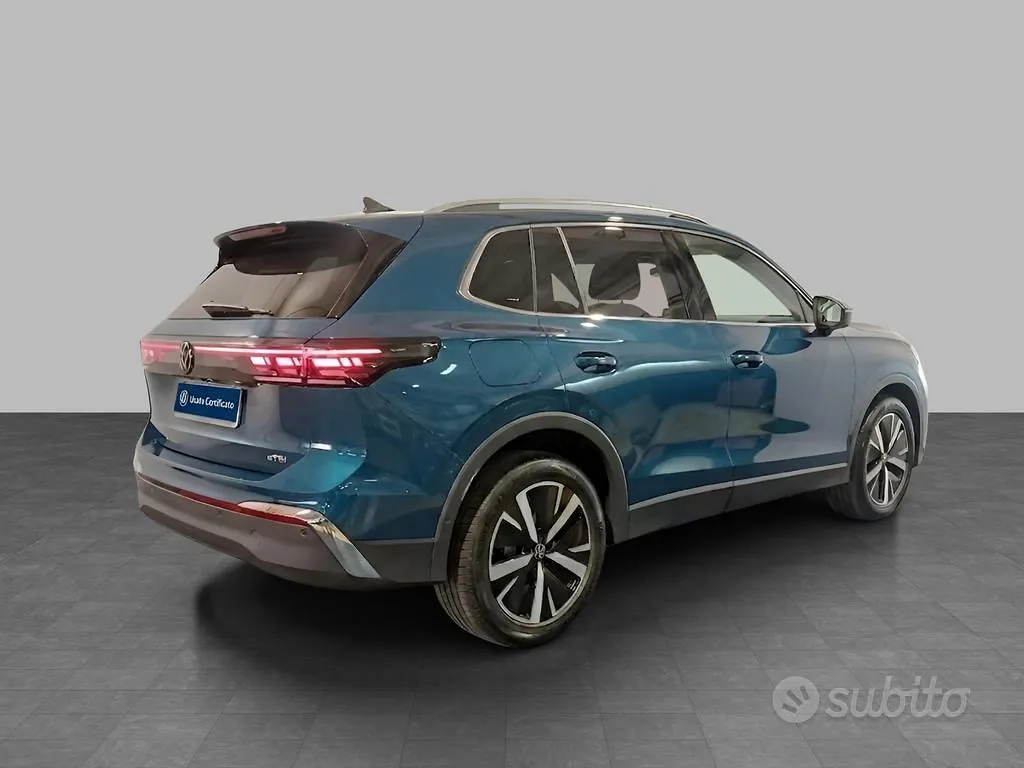 Volkswagen Tiguan 2024 photo 2
