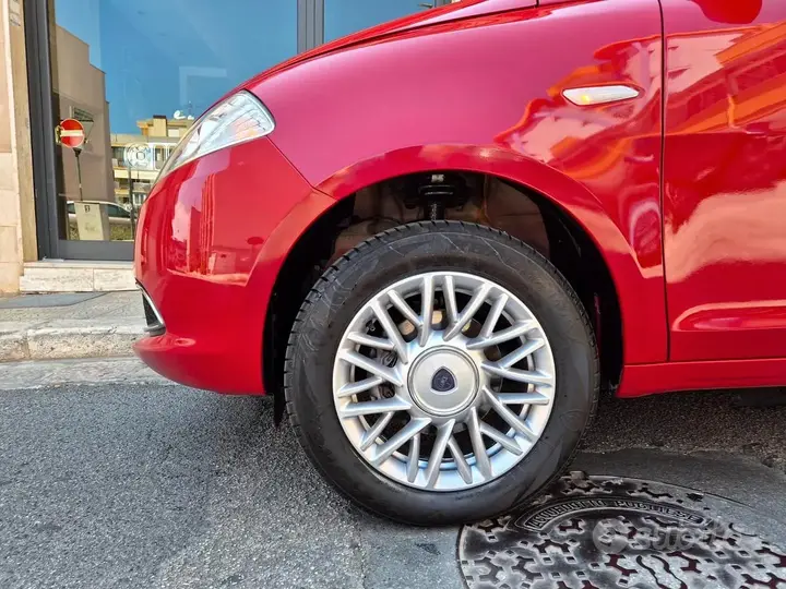 Lancia Ypsilon 2014 photo 3