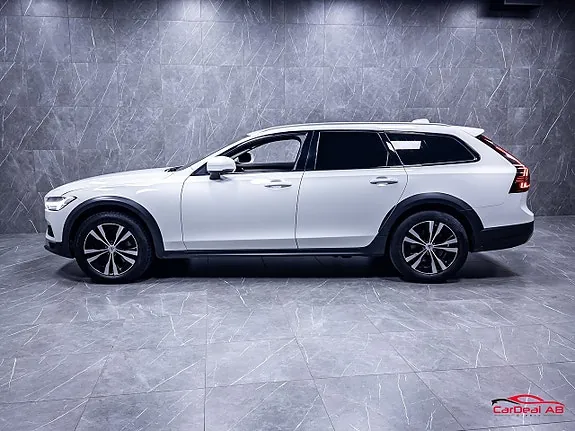 Volvo V90 Cross Country 2022 photo 4