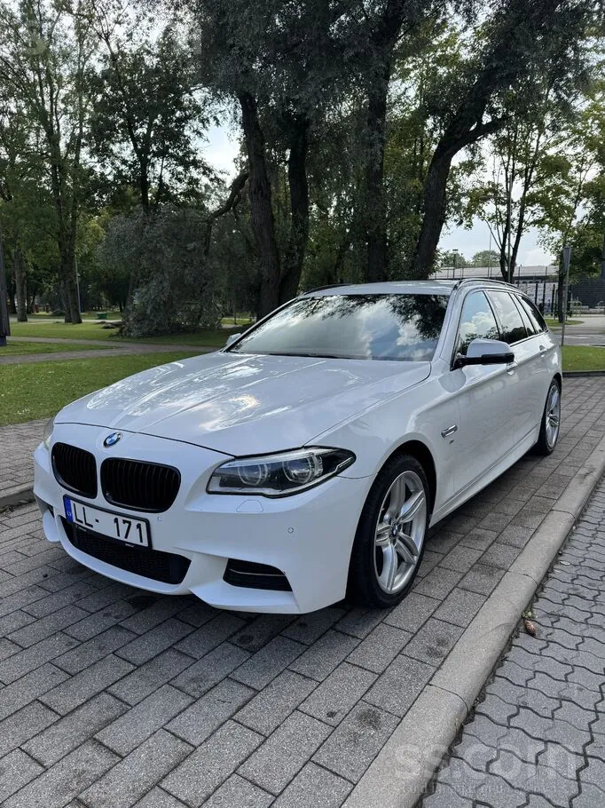 BMW 530 2016 photo 2