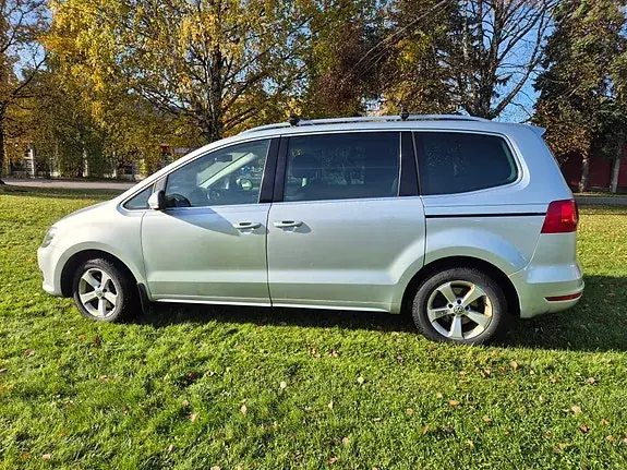 Volkswagen Sharan 2013 photo 4