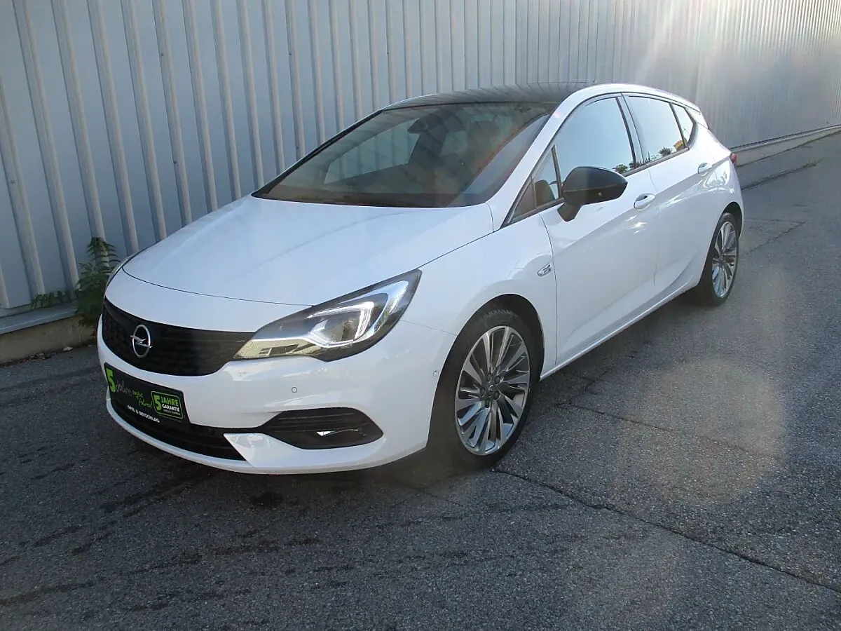 Opel Astra 2020 photo 2