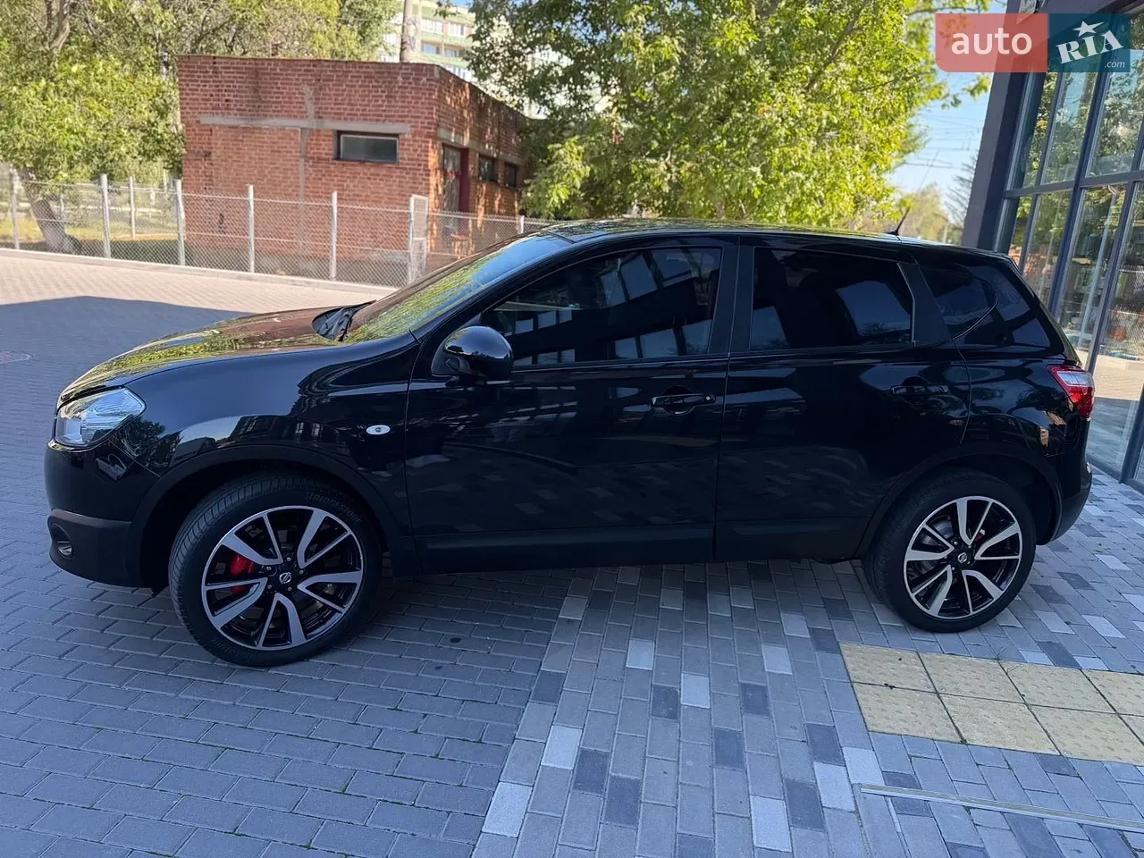 Nissan Qashqai 2011 photo 4