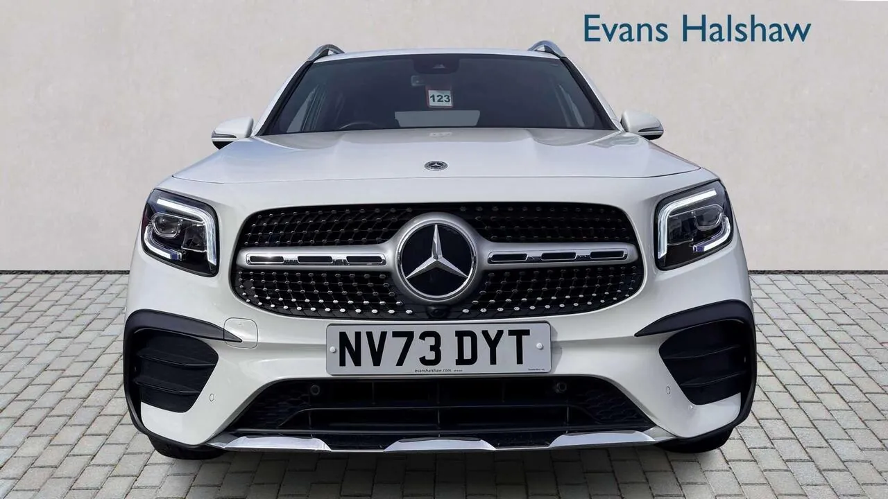 Mercedes-Benz Glb 2023 photo 3