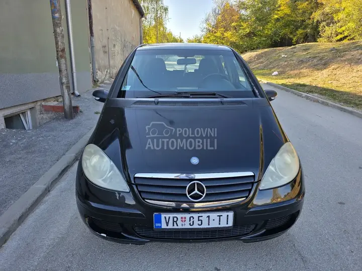 Mercedes-Benz A 160 2005 photo 2