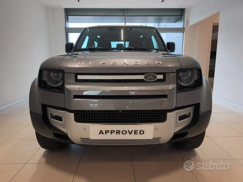 Land Rover Defender 2022 photo 5