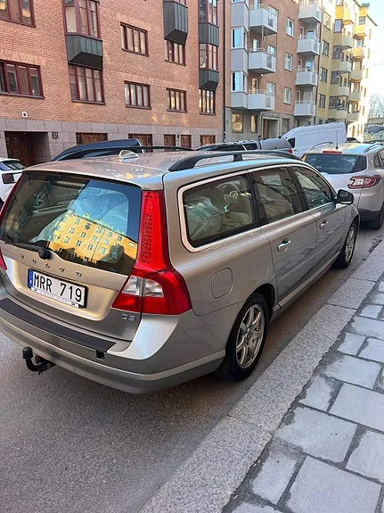 Volvo V70 2012 photo 4