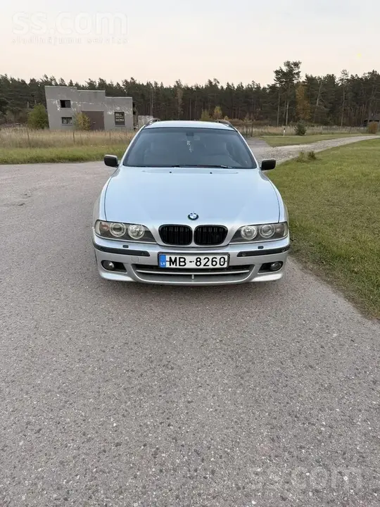 BMW 525D 2003 photo 3