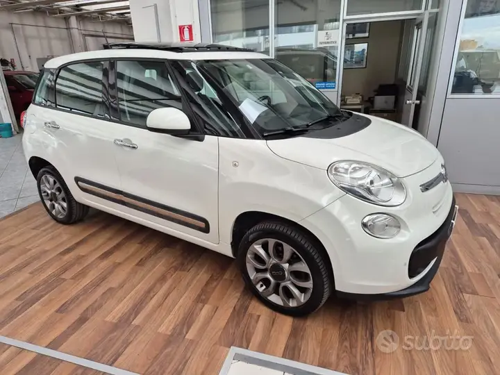 Fiat 500L 2014 photo 3