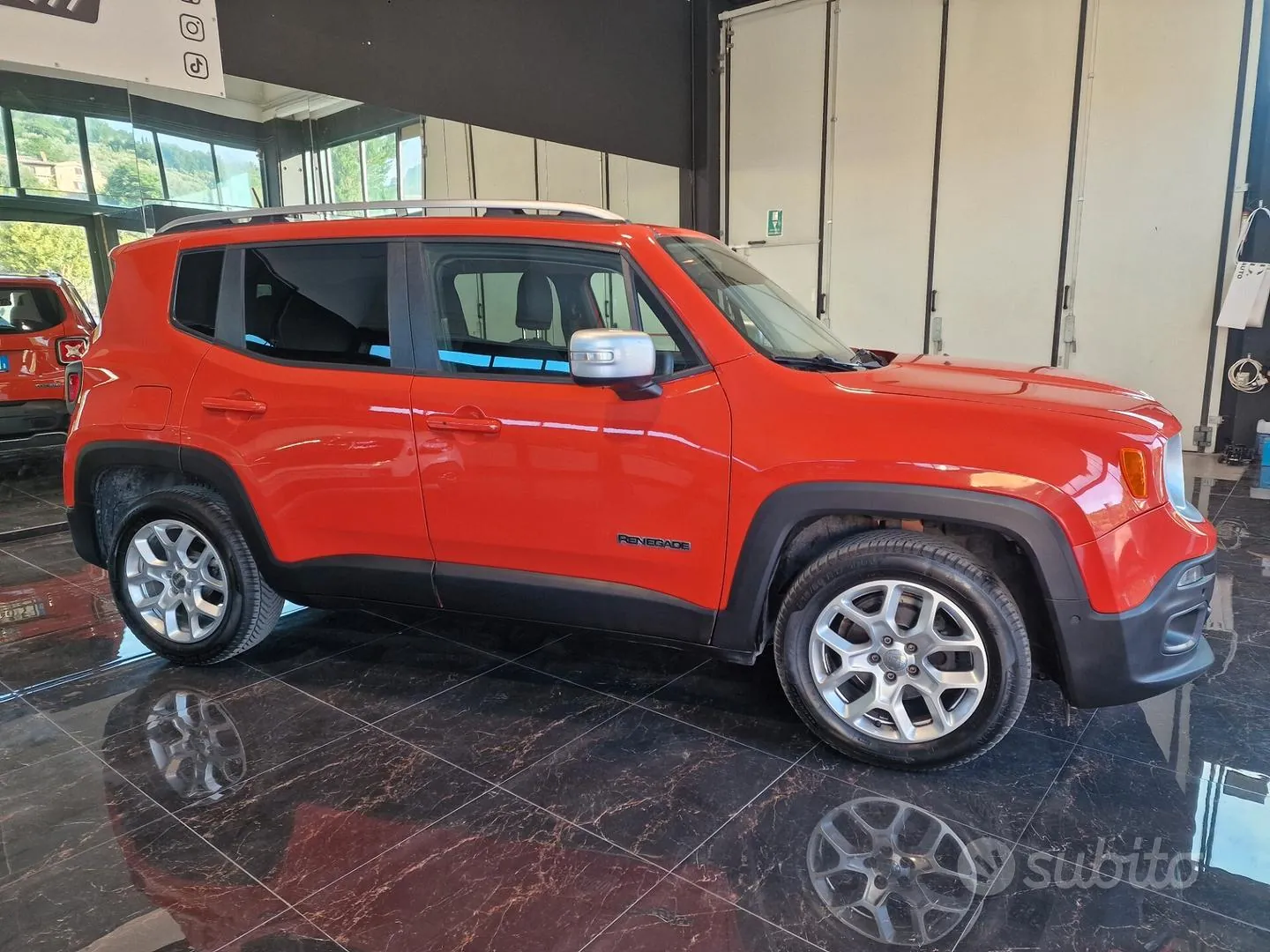 Jeep Renegade 2015 photo 2