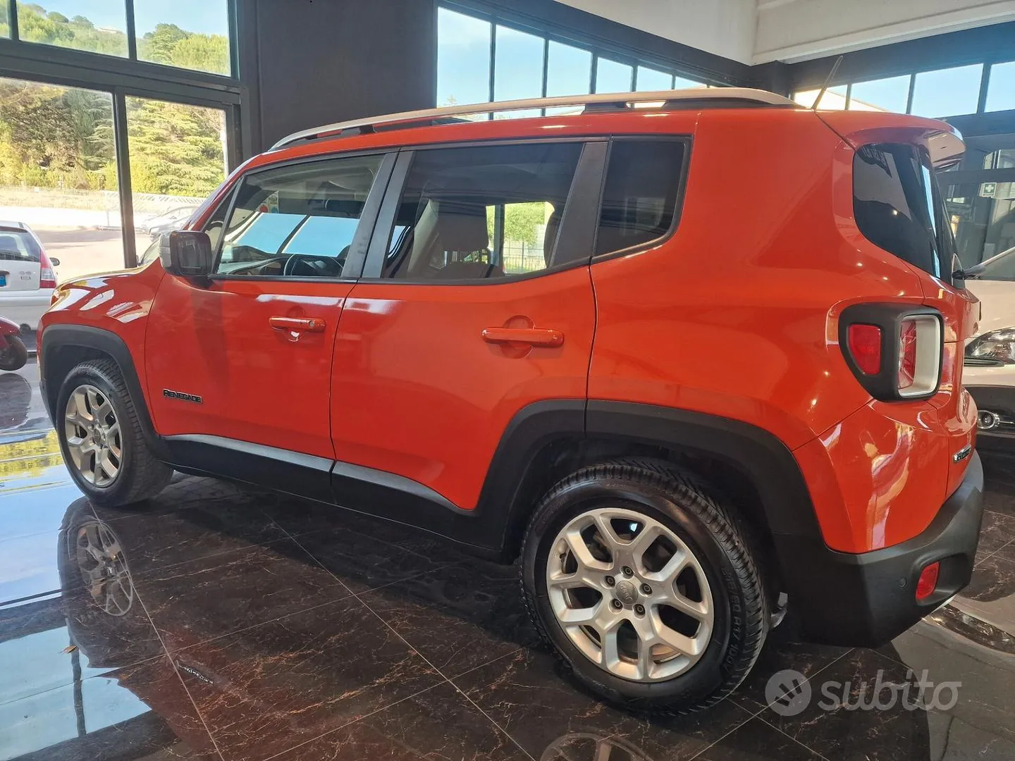 Jeep Renegade 2015 photo 4