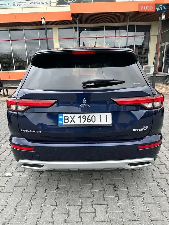 Mitsubishi Outlander 2023 photo 5