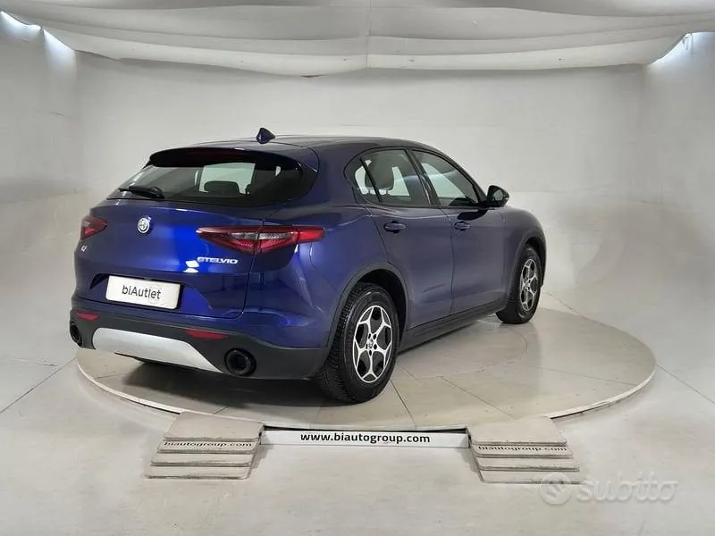 Alfa Romeo Stelvio 2022 photo 4