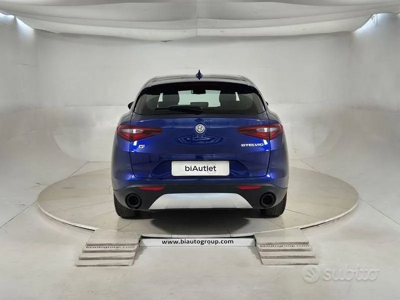 Alfa Romeo Stelvio 2022 photo 3