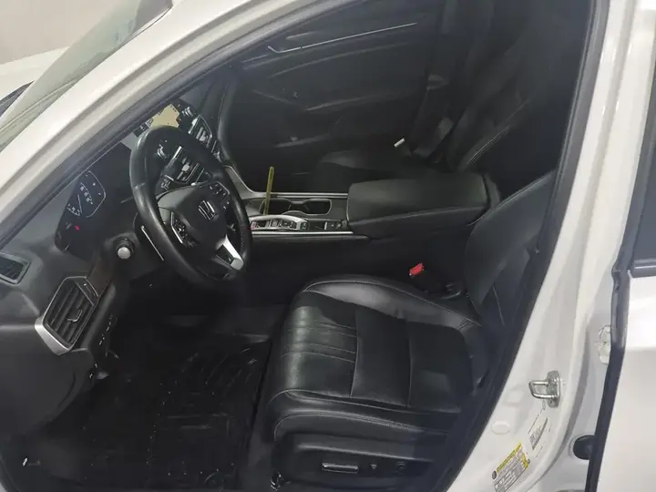 Honda Accord 2018 photo 3