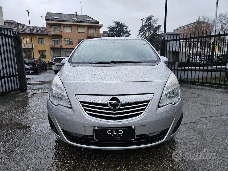 Opel Meriva 2013 photo 2