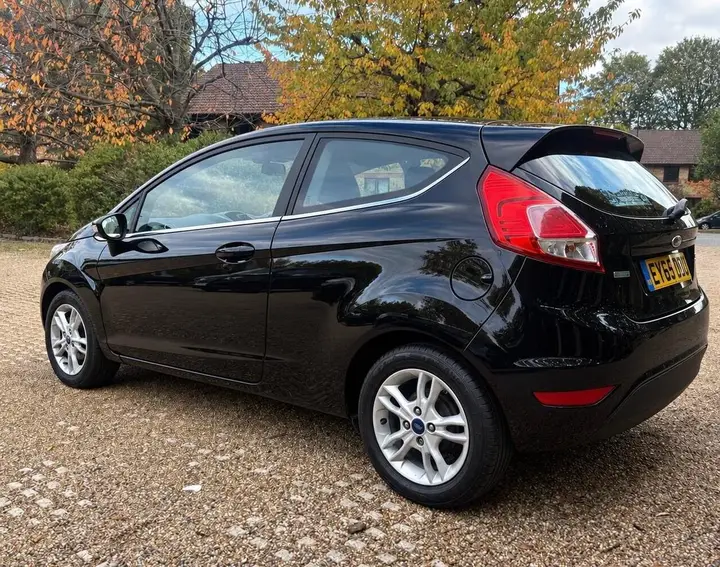 Ford Fiesta 2015 photo 5
