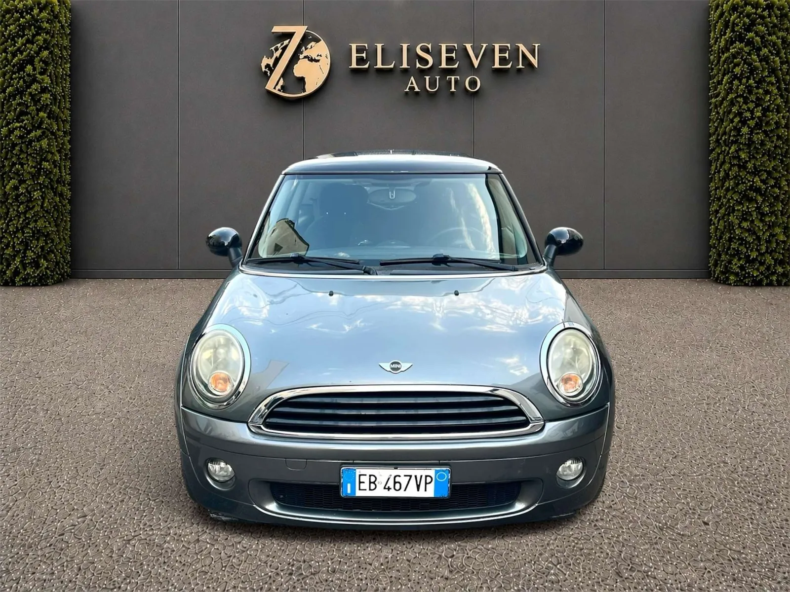 Mini One 2010 photo 2