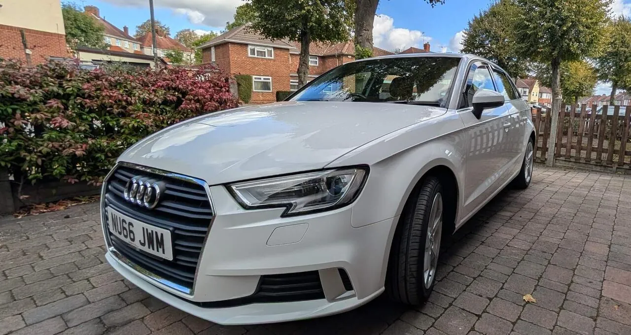 Audi A3 2016 photo 3