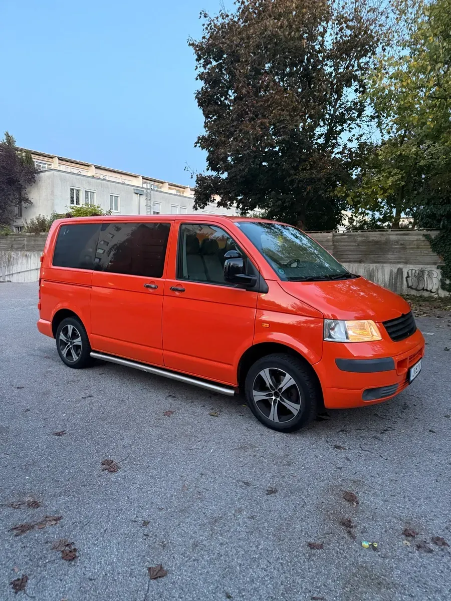 Volkswagen T5 2007 photo 2