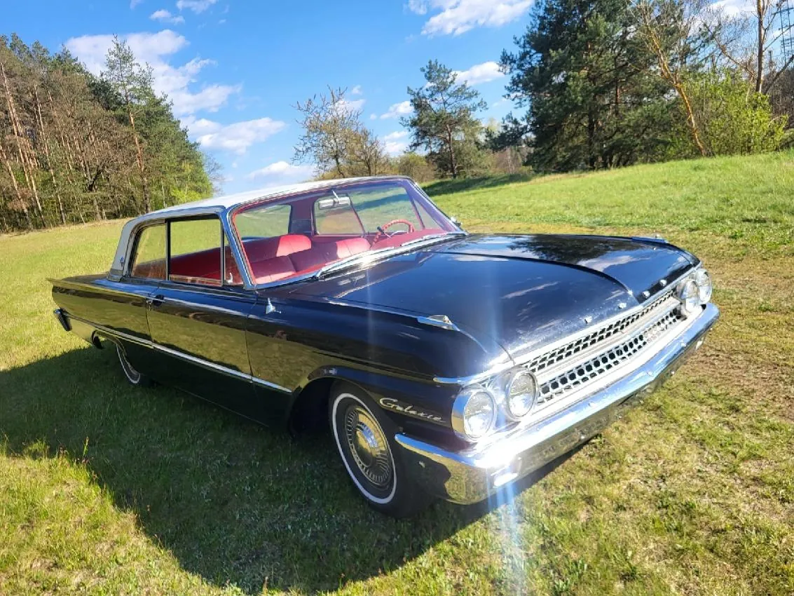 Ford Galaxie