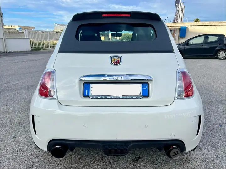 Abarth 500C 2010 photo 5