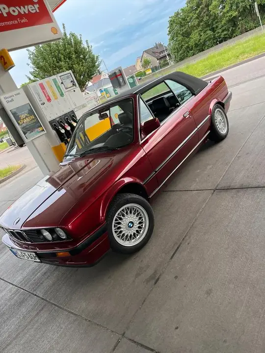 BMW 320I