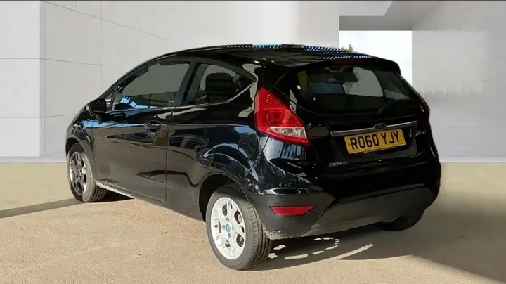Ford Fiesta 2010 photo 4