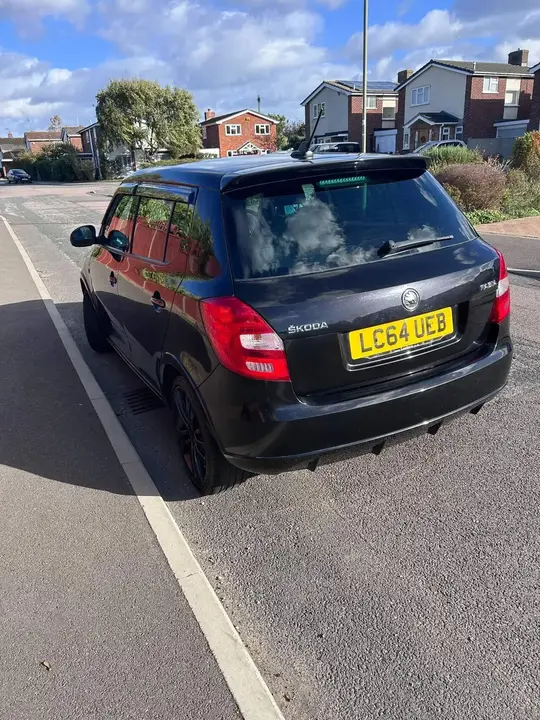 Skoda Fabia 2015 photo 3