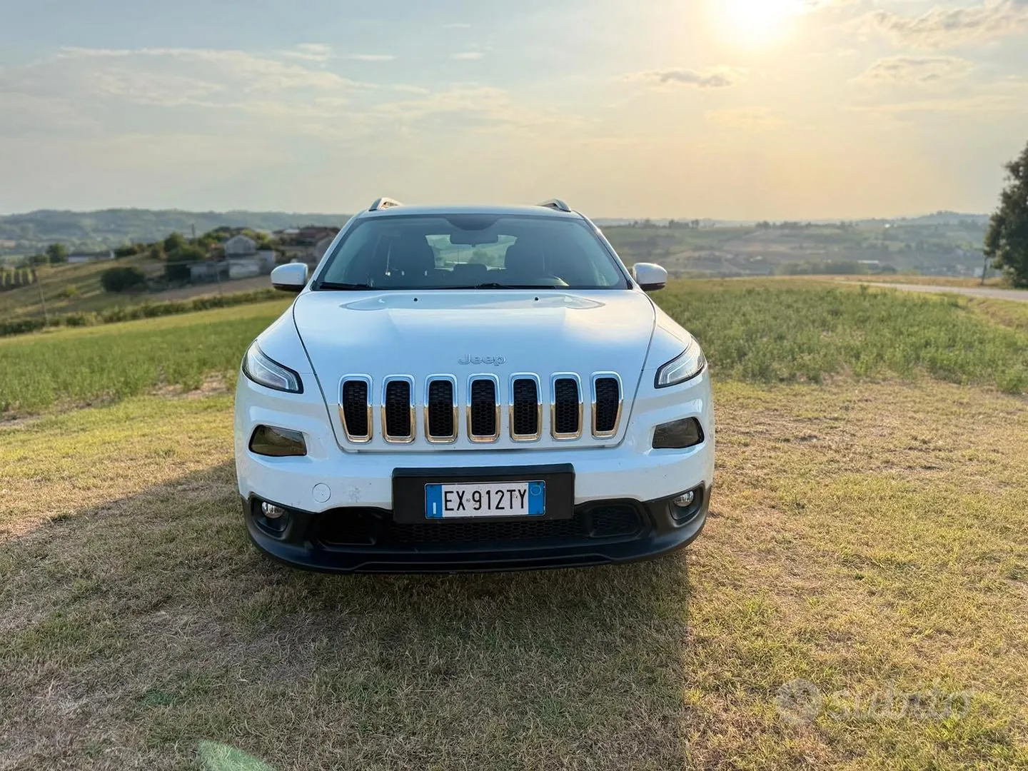 Jeep Cherokee 2014 photo 2