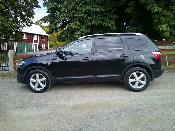 Nissan Qashqai+2
