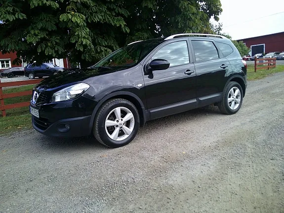 Nissan Qashqai+2 2012 photo 2