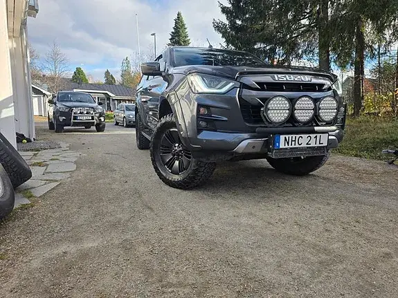 Isuzu D-Max 2021 photo 3