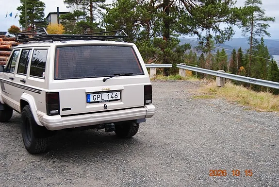 Jeep Cherokee 1996 photo 4