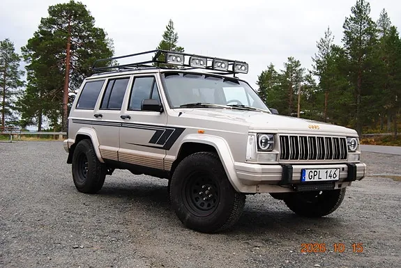 Jeep Cherokee