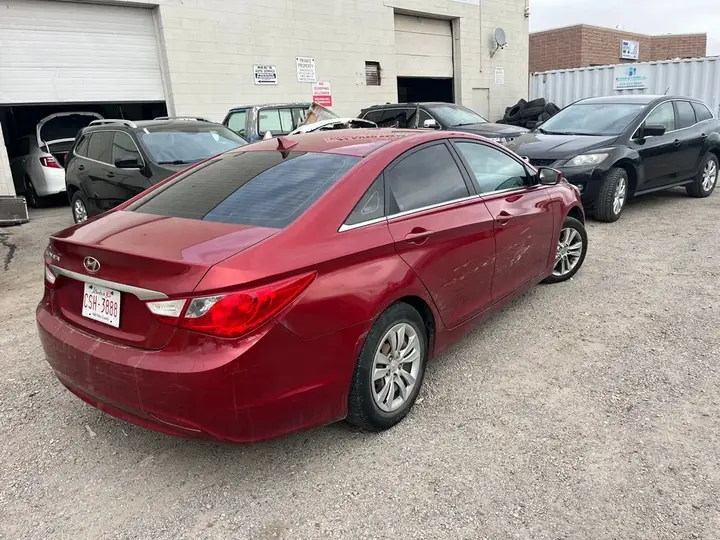 Hyundai Sonata 2011 photo 5