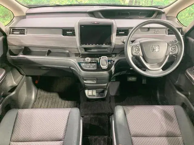 Honda Freede Hybrid 2023 photo 2